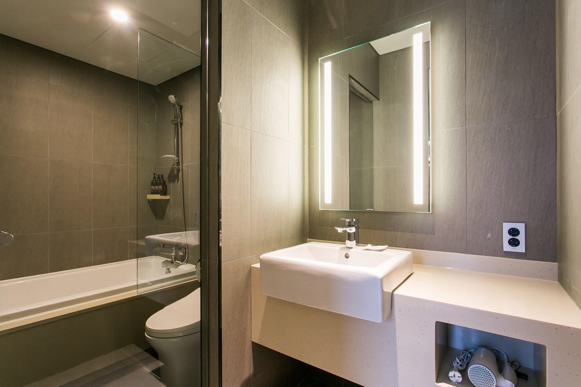 H Avenue Hotel Dongdaemun Sungshin Szöul Kültér fotó